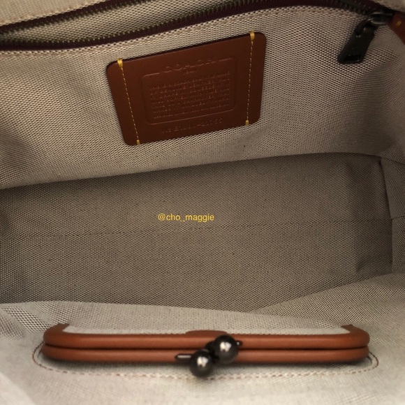 Coach EUC Grey pebbled leather Rogue 30 in 
like new! OFFERS WELCOME! - Picture 2 of 6
